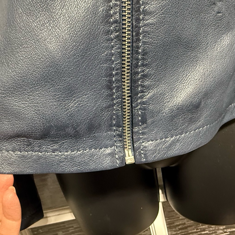 Overland Leather Jacket - Picture 16 of 16